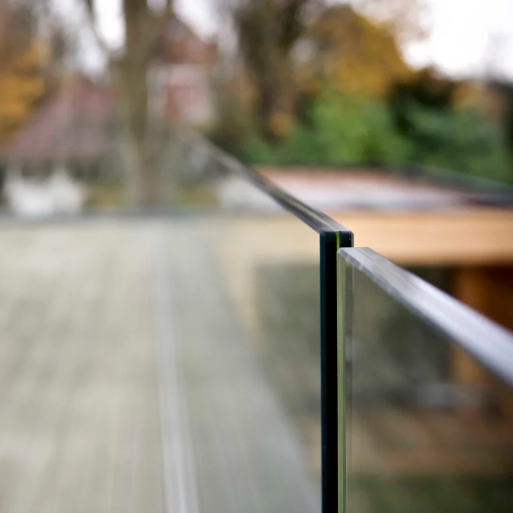lkv-savoir-faire-fabrication-verre-trempes-feuilletes-hst