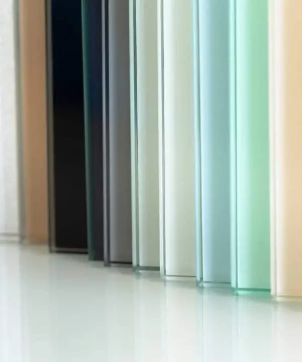 Verres colorés feuilletés, vitrages décoratifs Le Kap Verre