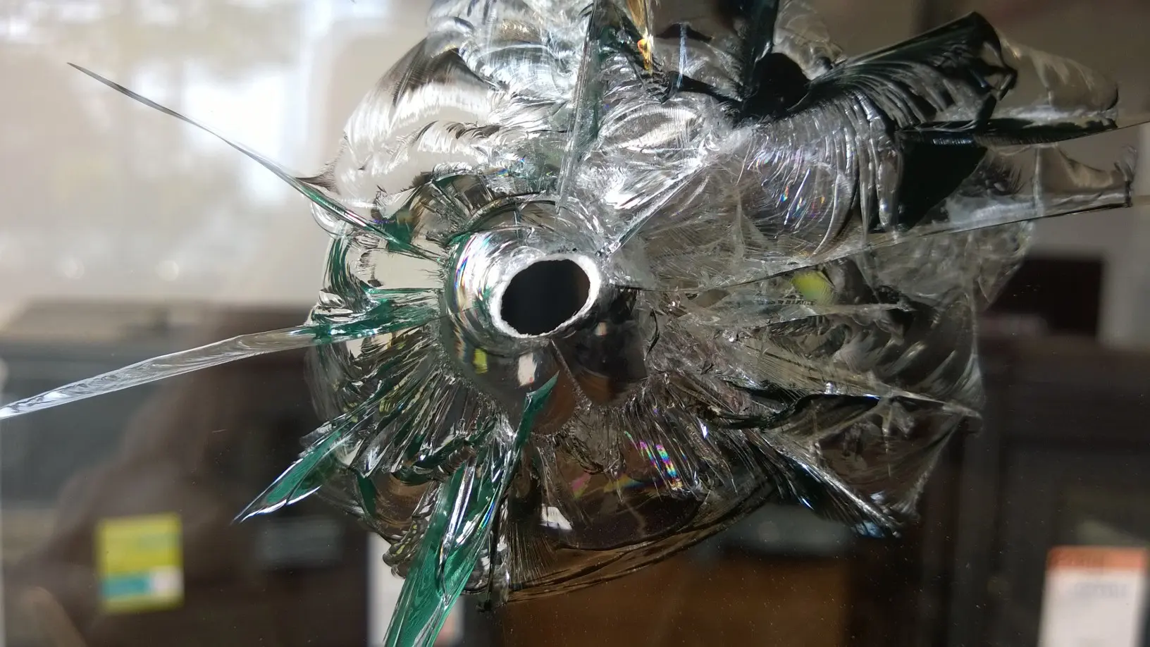 Technicien Le Kap Verre en intervention de dépannage vitrerie