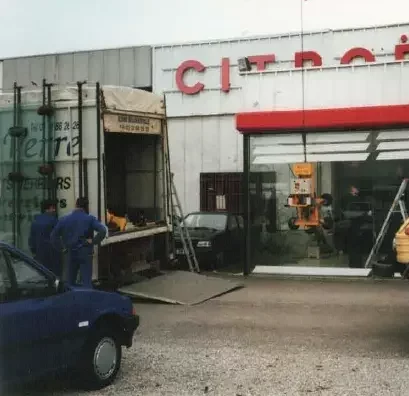 lkv-notre-entreprise-ancienne-photo-1996
